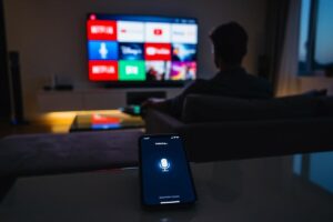 Technologiczni geekowie tłumaczą, dlaczego nagle wszyscy przestają wyłączać telewizory